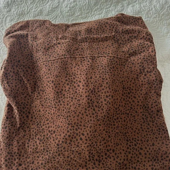 Abercrombie & Fitch Tan Animal Print Hoodie - Picture 3 of 3